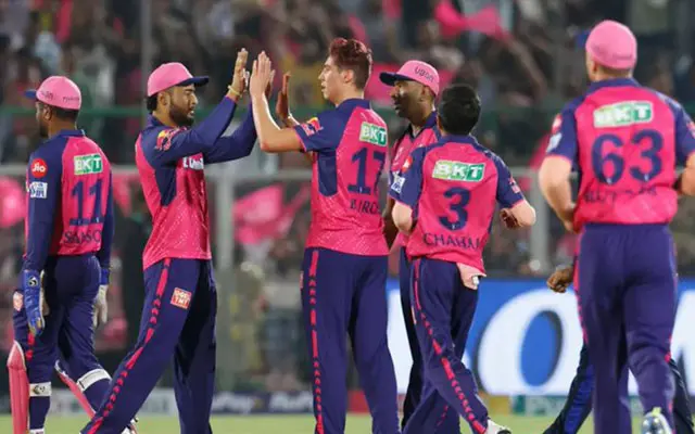 ഓരോ സിക്സിനും ആറ് വീടുകൾക്ക് വീതം സോളാർ പവർ; വാഗ്ദാനവുമായി രാജസ്ഥാൻ ടീം