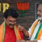 കെ സുധാകരൻ്റെ മുൻ പിഎ മനോജ് കുമാര് ബിജെപിയില് ചേര്ന്നു