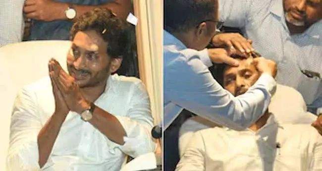 ജഗന്‍ മോഹന്‍ റെഡ്ഡിയെ ആക്രമിച്ചവരെക്കുറിച്ച്‌ വിവരം നല്‍കുന്നവര്‍ക്ക് രണ്ടു ലക്ഷം രൂപ പാരിതോഷികം പ്രഖ്യാപിച്ച്‌ പോലീസ്