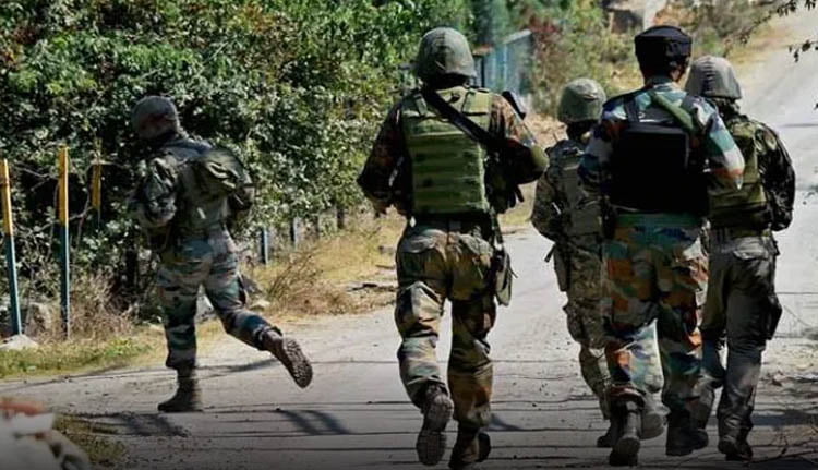 അനന്തനാഗിലും ഏറ്റുമുട്ടല്‍; രണ്ട് ഭീകരരെ വധിച്ച്‌ സൈന്യം