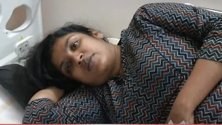 ചിന്ത ജെറോമിനെ കാറിടിപ്പിച്ച് പരുക്കേല്പ്പിച്ചെന്ന പരാതി; യൂത്ത് കോണ്ഗ്രസ്, കെഎസ് യു പ്രവര്ത്തകര്ക്കെതിരെ വധശ്രമത്തിന് കേസ്