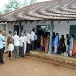 കേരളത്തില്‍ പോളിങ് ആരംഭിച്ചു; ജനവിധി കാത്ത് 194 സ്ഥാനാർഥികൾ