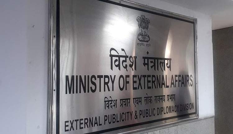 ഇറാനിലേക്കും ഇസ്രയേലിലേക്കും യാത്ര ചെയ്യരുത്; മുന്നറിയിപ്പുമായി വിദേശകാര്യ മന്ത്രാലയം