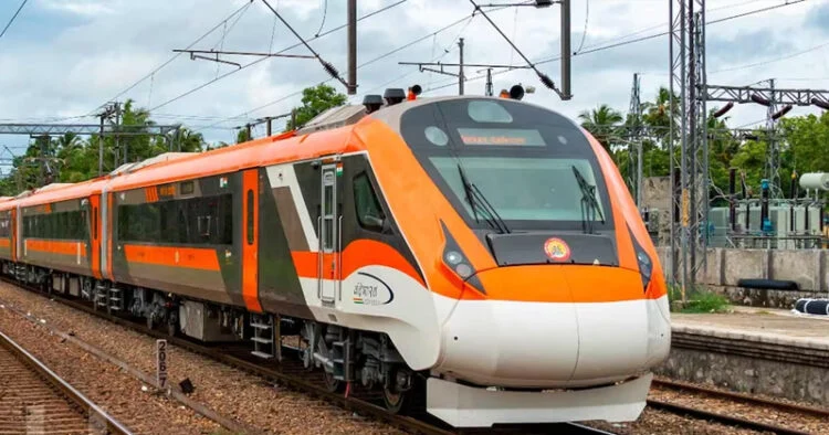 ആദ്യ വന്ദേഭാരത് സ്ലീപ്പര് എക്സ്പ്രസിന്റെ റൂട്ട് പ്രഖ്യാപിച്ചു