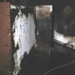 എസി പൊട്ടിത്തെറിച്ച് വീടിന് തീപിടിച്ചു