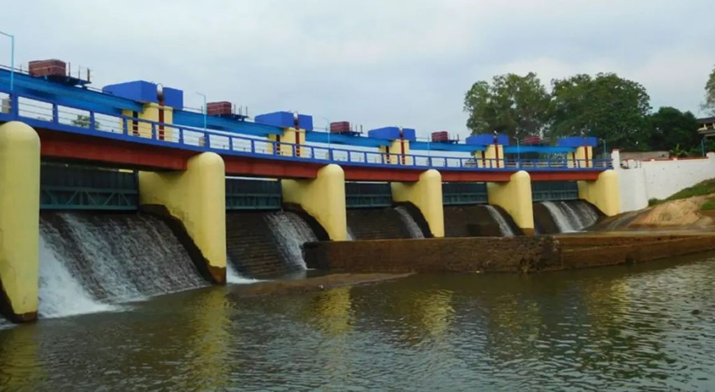 കനത്ത മഴ; അരുവിക്കര ഡാമിന്റെ ഷട്ടറുകള് കൂടുതല് ഉയര്ത്തും