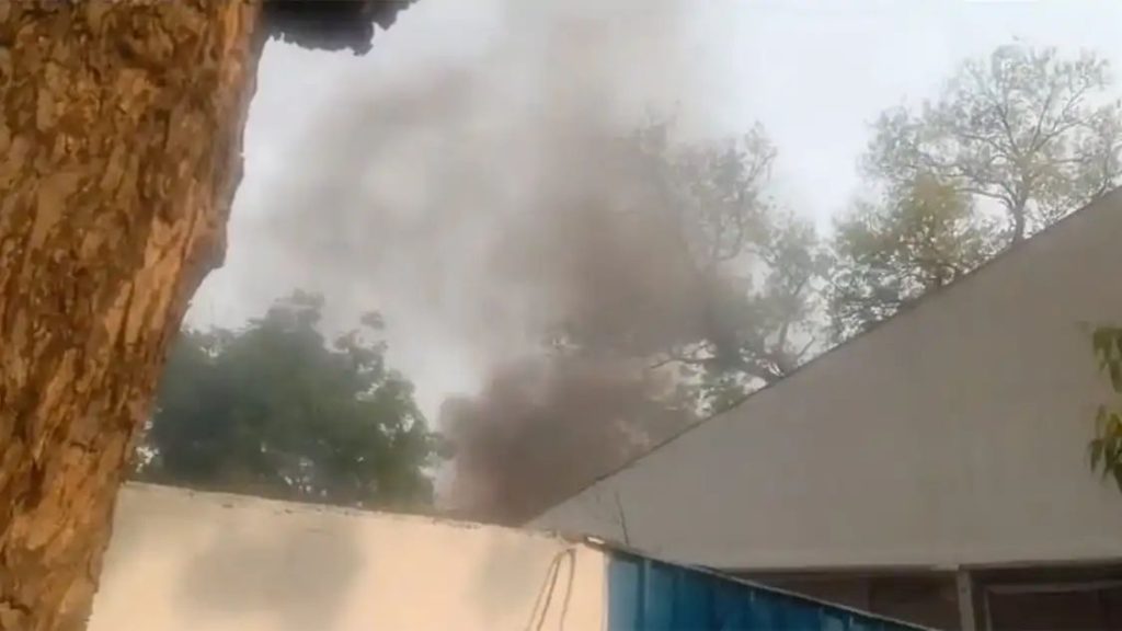 ഡല്‍ഹിയിലെ ബിജെപി ആസ്ഥാനത്ത് തീപിടിത്തം; വീഡിയോ