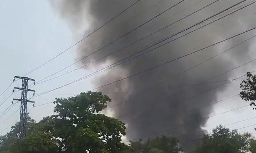 കെമിക്കല്‍ ഫാക്ടറിയില്‍ വന്‍ സ്‌ഫോടനം; നാല് മരണം