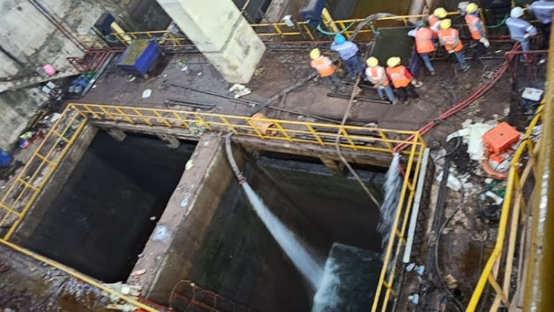 പൈപ്പ് ലൈൻ ടാങ്കറിൽ വീണ് തൊഴിലാളികൾ മരിച്ചു