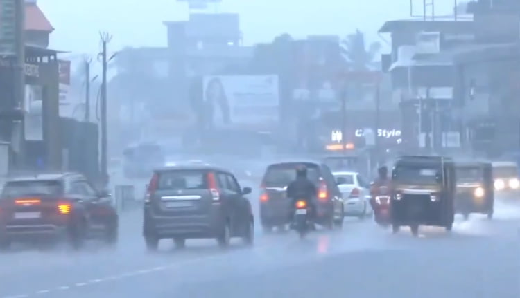 കൊച്ചിയിൽ മേഘവിസ്ഫോടനം; ഒരു മണിക്കൂറിൽ പെയ്തത് 98.4 മില്ലിമീറ്റർ മഴ