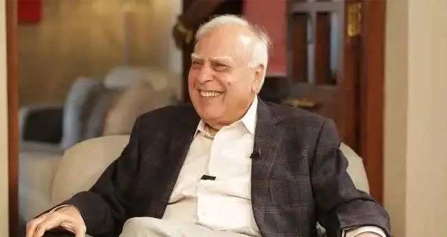 സുപ്രീം കോടതി ബാര് അസോസിയേഷൻ പ്രസിഡന്റായി കപില് സിബല്