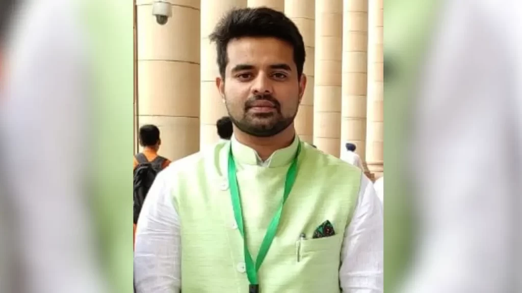 ലൈംഗികാതിക്രമ കേസ്; പ്രജ്വൽ രേവണ്ണയുടെ മുൻകൂർ ജാമ്യാപേക്ഷ തള്ളി