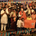 പ്രചാരണത്തിനായി റാലിയിൽ കുട്ടികളെ പങ്കെടുപ്പിച്ചു; അമിത് ഷായ്‌ക്കെതിരെ കോൺഗ്രസിന്റെ പരാതി, കേസെടുത്തു