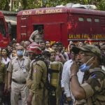 ഡല്‍ഹി ആദായ നികുതി വകുപ്പ് ഓഫീസില്‍ തീപ്പിടുത്തം; ഒരാള്‍ മരിച്ചു, ഏഴ് പേരെ രക്ഷപ്പെടുത്തി