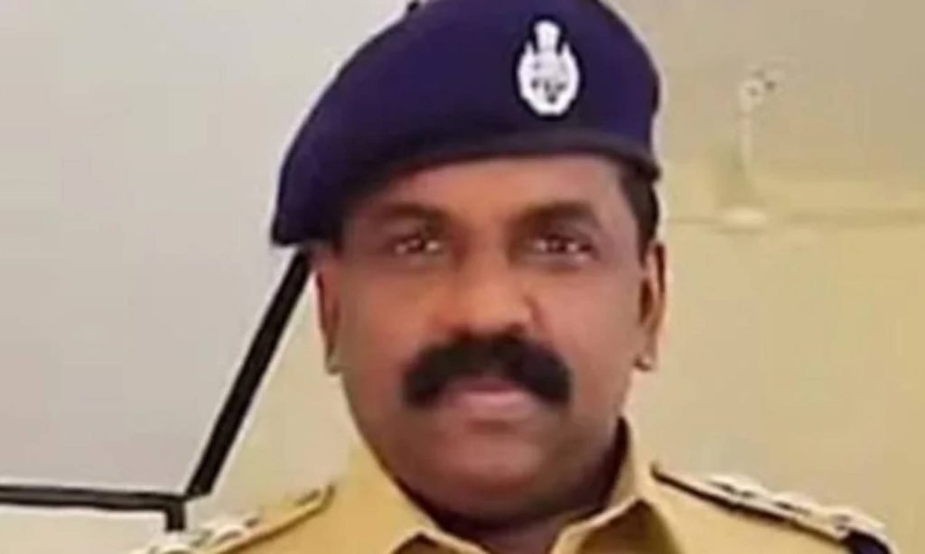 ഗുണ്ടാനേതാവിന്റെ വീട്ടില്‍ സല്‍ക്കാരം; ഡിവൈഎസ്പിയെ സസ്‌പെന്‍ഡ് ചെയ്യും