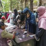 ഇന്ത്യ മുന്നണിയുടെ 8500 രൂപ വാഗ്ദാനം; അക്കൗണ്ട് തുറക്കാൻ പോസ്റ്റ് ഓഫിസിൽ സ്ത്രീകളുടെ തിരക്ക്