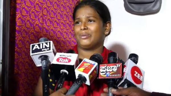 പ്രണയപ്പകയിൽ കൊല്ലപ്പെട്ട അഞ്ജലിയുടെ സഹോദരി ആത്മഹത്യക്ക് ശ്രമിച്ചു