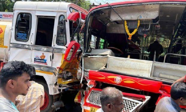 കെഎസ്ആർടിസി ബസും ടാങ്കറും കൂട്ടിയിടിച്ച് അപകടം; 20 പേർക്ക് പരുക്ക്