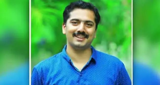 യുകെയില് വാഹനാപകടത്തില് മലയാളി യുവാവ് മരിച്ചു