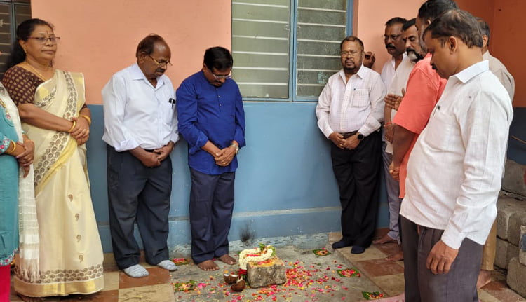 കുമാരനാശാൻ സ്മൃതിമണ്ഡപ ശിലാസ്ഥാപനം