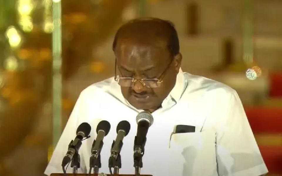 കേന്ദ്രമന്ത്രിയായി സത്യപ്രതിജ്ഞ ചെയ്ത് എച്ച്. ഡി. കുമാരസ്വാമി