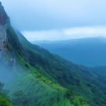 ഇലവീഴാപൂഞ്ചിറയിലും ഇല്ലിക്കല്‍ കല്ലിലും സഞ്ചാരികള്‍ക്ക് വിലക്ക്