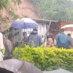 മൂന്നാറില്‍ വീടിന് മുകളിലേക്ക് മണ്ണിടിഞ്ഞു വീണ് സ്ത്രീ മരിച്ചു