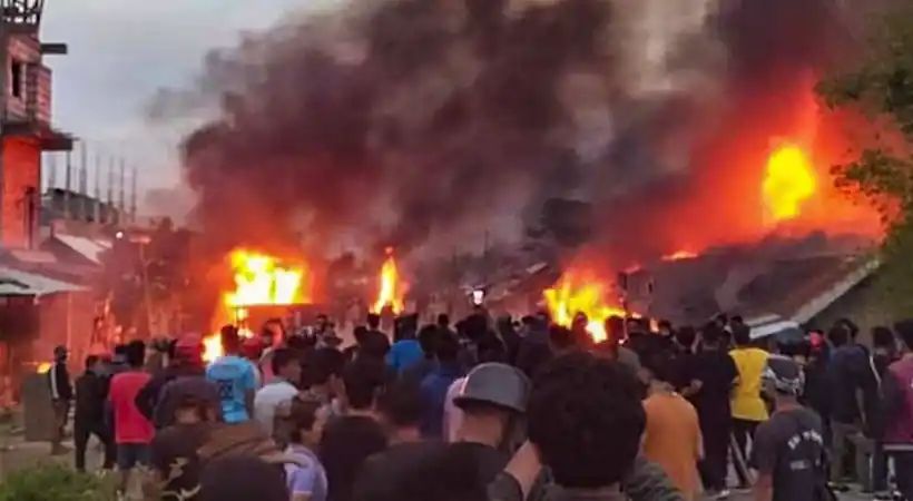 മണിപ്പൂരില്‍ വീണ്ടും സംഘര്‍ഷം; ജിരിബാമില്‍ അനിശ്ചിതകാല കര്‍ഫ്യൂ