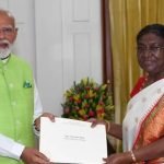 രാഷ്ട്രപതിക്ക് രാജിക്കത്ത് നല്‍കി മോദി