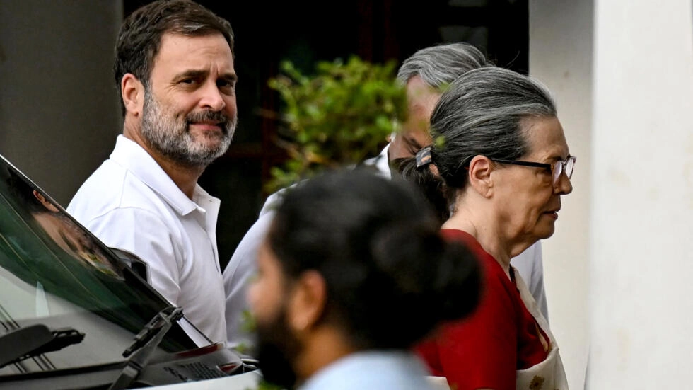 രാഹുല്‍ പ്രതിപക്ഷത്തെ നയിക്കും; പ്രമേയം പാസാക്കി കോണ്‍ഗ്രസ്