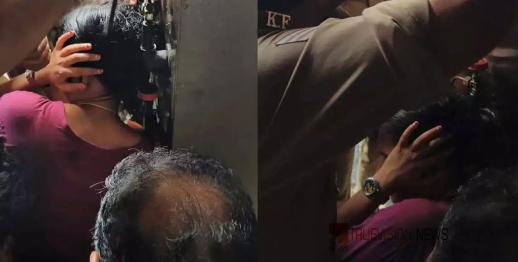 തിരുവനന്തപുരത്ത് വിദ്യാര്‍ഥിനിയുടെ തലമുടി ഷവായി മെഷീനില്‍ കുടുങ്ങി