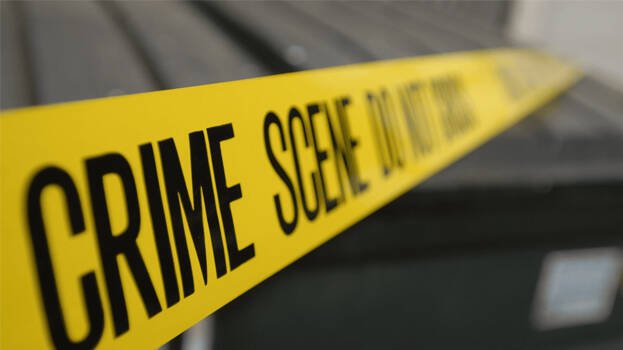 ഒരു കുടുംബത്തിലെ ഏഴുപേരെ കാറില്‍ മരിച്ച നിലയില്‍ കണ്ടെത്തി