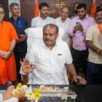 സ്റ്റീൽ – ഘനവ്യവസായ മന്ത്രിയായി ചുമതലയേറ്റ് എച്ച്. ഡി. കുമാരസ്വാമി