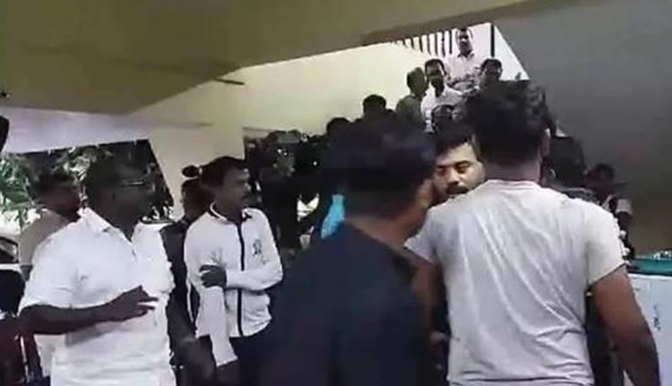 തൃശൂർ ഡി.സി.സി ഓഫിസിൽ കൂട്ടയടി