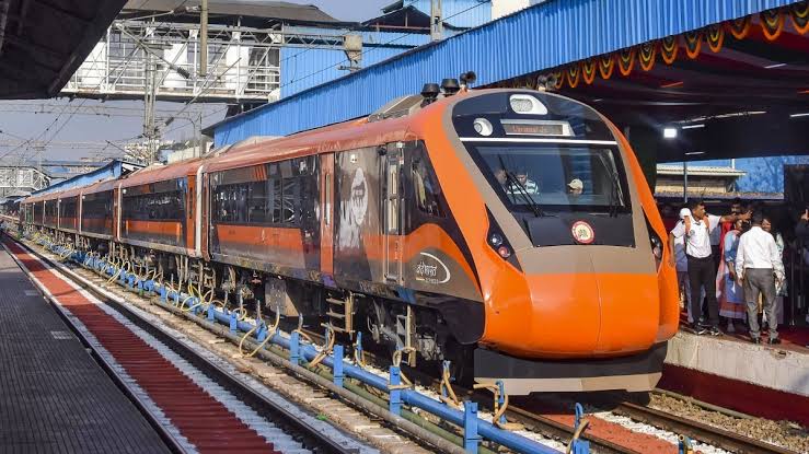 മധുര – ബെംഗളൂരു വന്ദേ ഭാരത് സർവീസ് ജൂലൈ മുതൽ