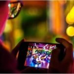 ഗെയിം കളിക്കാൻ ലോൺ ആപ്പുകളിൽ നിന്നും കടമെടുത്തു; ഏജന്റുമാരുടെ ഭീഷണി ഭയന്ന് ടെക്കി ജീവനൊടുക്കി