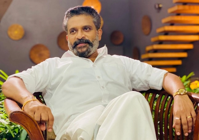 നടൻ കൂട്ടിക്കൽ ജയചന്ദ്രനെതിരെ പോക്സോ കേസ്