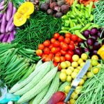 കുതിച്ചുയര്‍ന്ന് പച്ചക്കറിവില; തക്കാളി വില വീണ്ടും സെഞ്ച്വറി കടന്നു