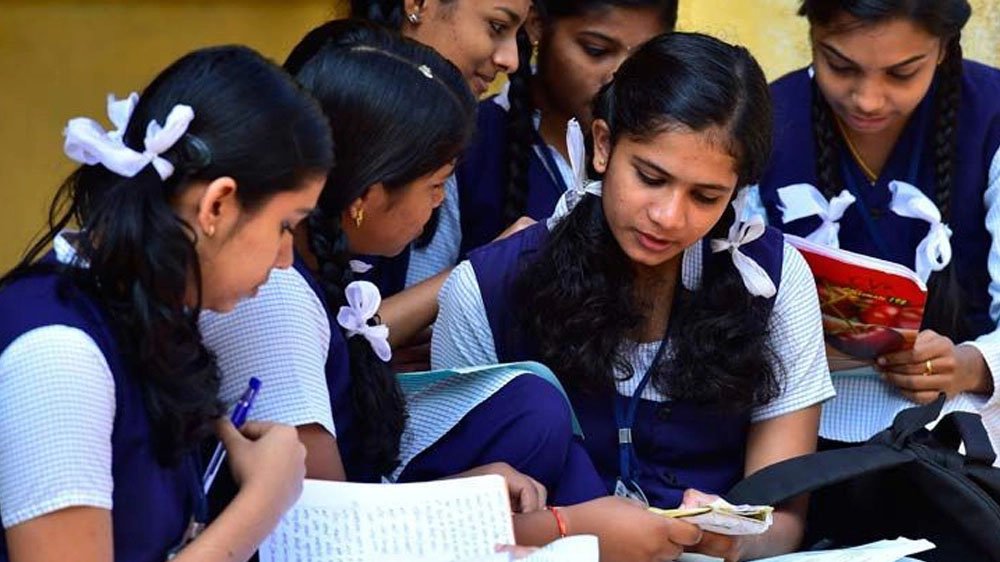 പ്ലസ് വൺ ആദ്യ സപ്ലിമെന്ററി അലോട്ട്മെന്റ് റിസൾട്ട് ഇന്ന്​: പ്രവേശനം നാളെ മുതൽ