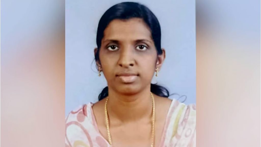 20 കോടിയുടെ തട്ടിപ്പ്; മുഖ്യപ്രതി ധന്യ മോഹൻ കീഴടങ്ങി