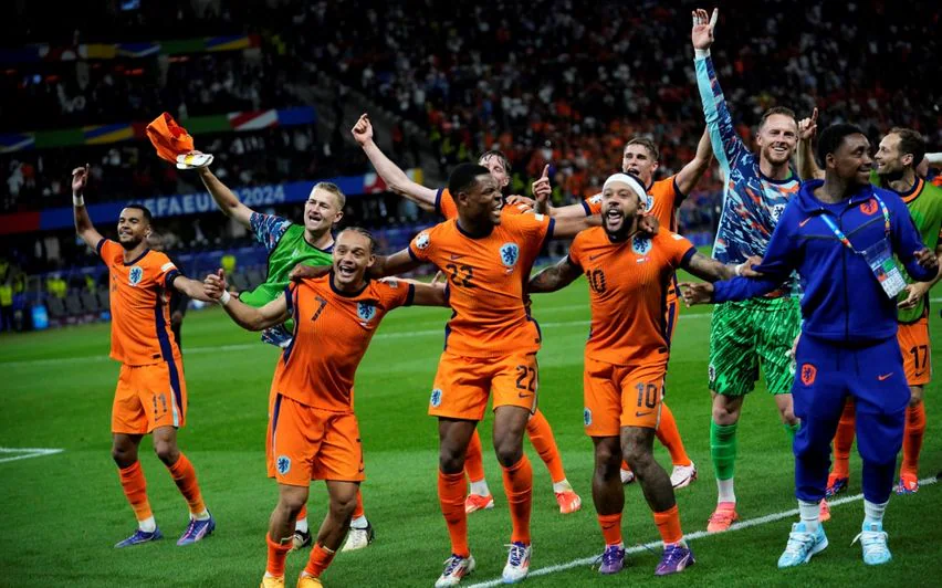 യൂറോ കപ്പ്‌; ഇംഗ്ലണ്ടും നെതർലൻഡ്‌സും സെമിയിൽ