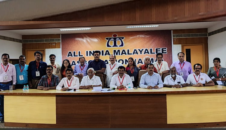 എയ്മ ദേശീയ കമ്മിറ്റി; ഗോകുലം ഗോപാലൻ പ്രസിഡണ്ട്, ബിനു ദിവാകരൻ സീനിയർ വൈസ് പ്രസിഡണ്ട്, ദേശീയ സമിതിയിൽ കർണാടകയിൽ നിന്ന് ഇത്തവണ 4 പേർ