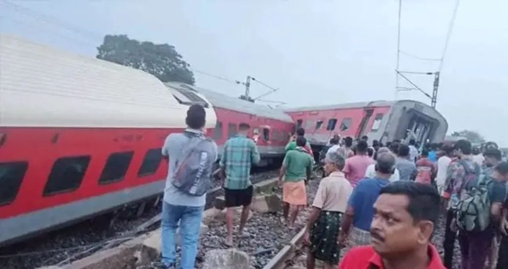 ഝാര്‍ഖണ്ഡ്-മുംബൈ ട്രെയിന്‍ പാളംതെറ്റി; രണ്ടുമരണം, നിരവധിപേര്‍ക്ക് പരുക്ക്