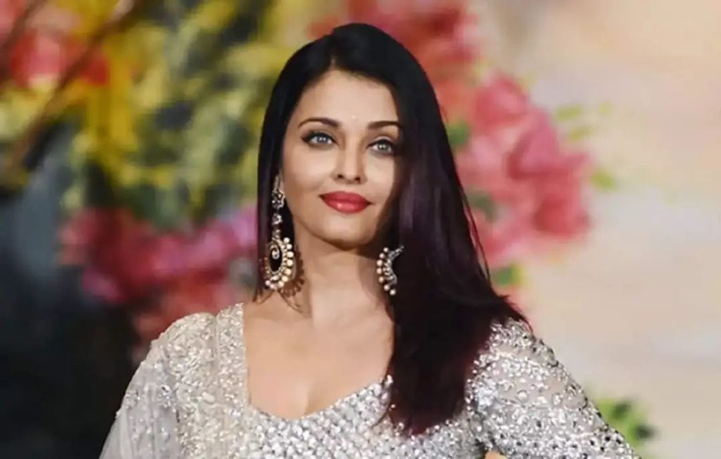 ഐശ്വര്യ റായ് ഇന്ത്യയിലെ ഏറ്റവും ധനികയായ നടി; ആസ്തി 862 കോടി