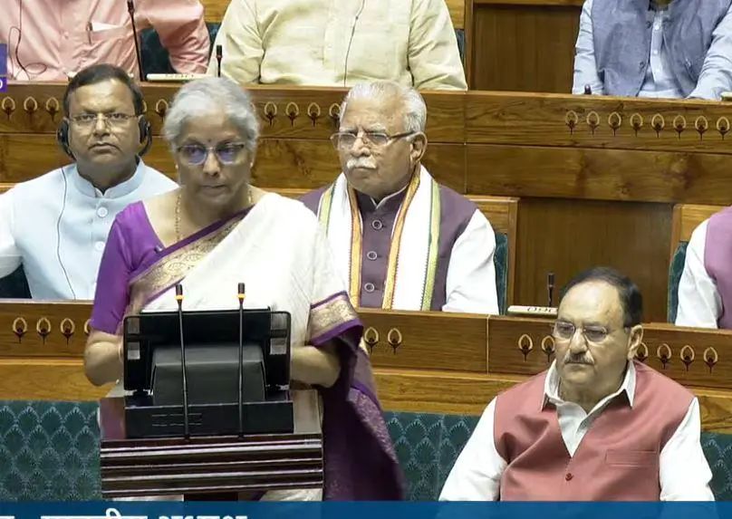 തൊഴില്‍ അവസരങ്ങള്‍ വര്‍ധിപ്പിക്കാന്‍ വന്‍ പ്രഖ്യാപനം; മൂന്നാം മോദി സര്‍ക്കാരിന്റെ ആദ്യ ബജറ്റ് അവതരണം തുടങ്ങി