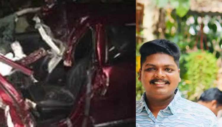 കാർ അപകടത്തിൽ ഡി.വൈ.എഫ്‌.ഐ നേതാവും പ്രവർത്തകനും മരിച്ചു