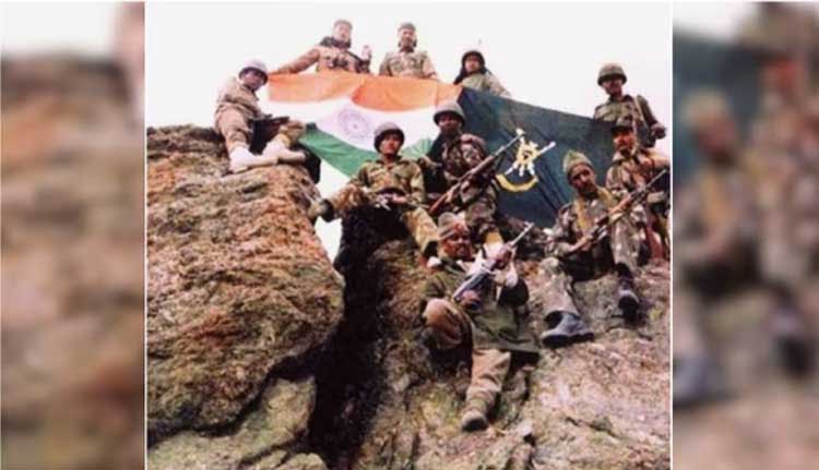 കാർഗിൽ യുദ്ധ വിജയത്തിൻ്റെ ഓർമകൾക്ക് ഇന്ന് കാൽനൂറ്റാണ്ട്; ധീര ജവാൻമാർക്ക് ആദരമർപ്പിച്ച് പ്രധാനമന്ത്രി