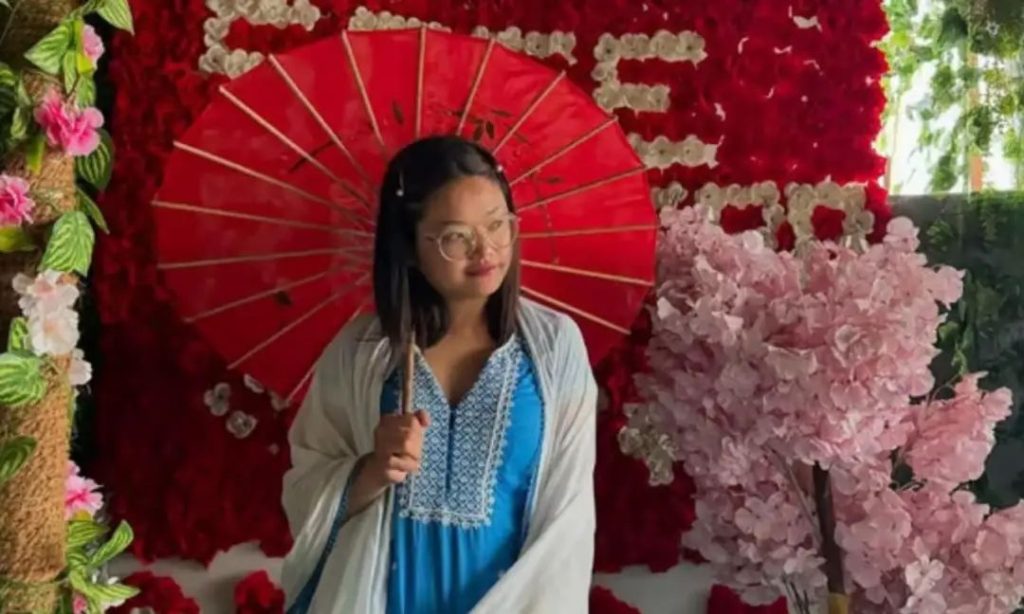 വീടിൻ്റെ നാലാം നിലയില്‍ നിന്ന് വീണ് വ്ലോഗര്‍ രുപ്ചി താകുവിന് ദാരുണാന്ത്യം