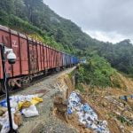 മണ്ണിടിച്ചിൽ; ബെംഗളൂരു – മംഗളൂരു റൂട്ടിലെ ട്രെയിൻ സർവീസുകൾ പുനസ്ഥാപിക്കാൻ വൈകും