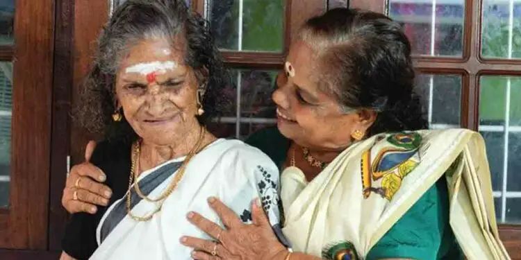 നടി കുളപ്പുള്ളി ലീലയുടെ അമ്മ അന്തരിച്ചു